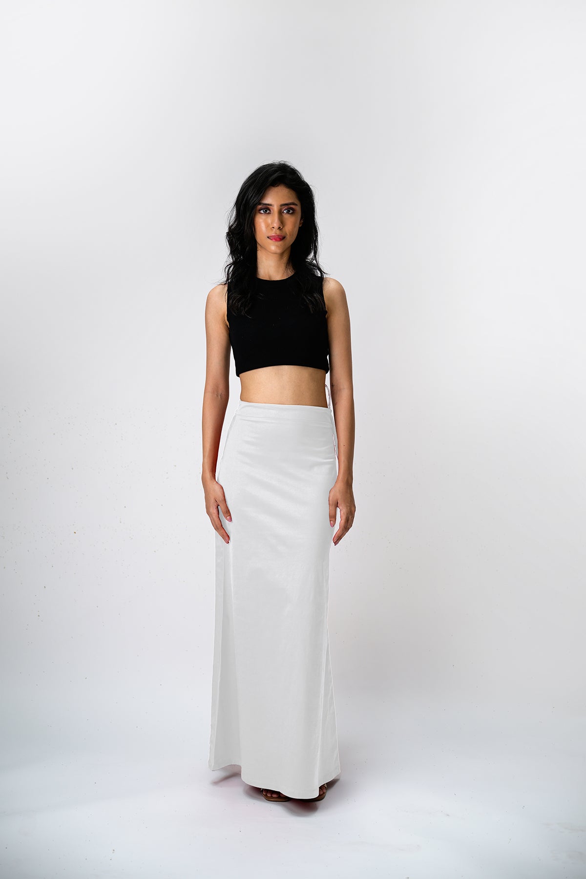 IT'S ME by Sandhya Malkud - Off-White Underskirt