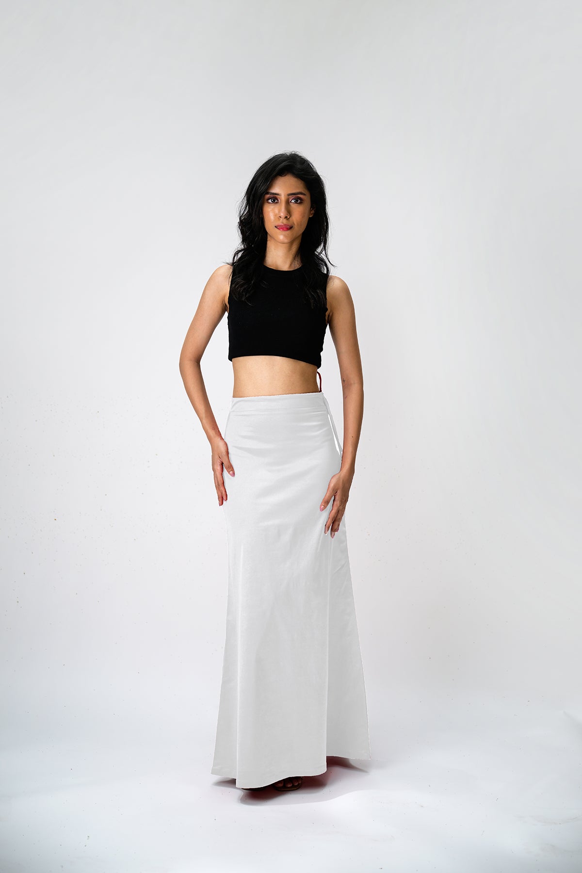 IT'S ME by Sandhya Malkud - Off-White Underskirt